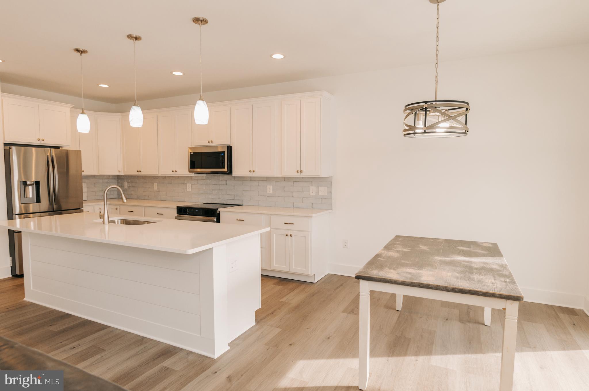 KEENWICK SOUND - Residential