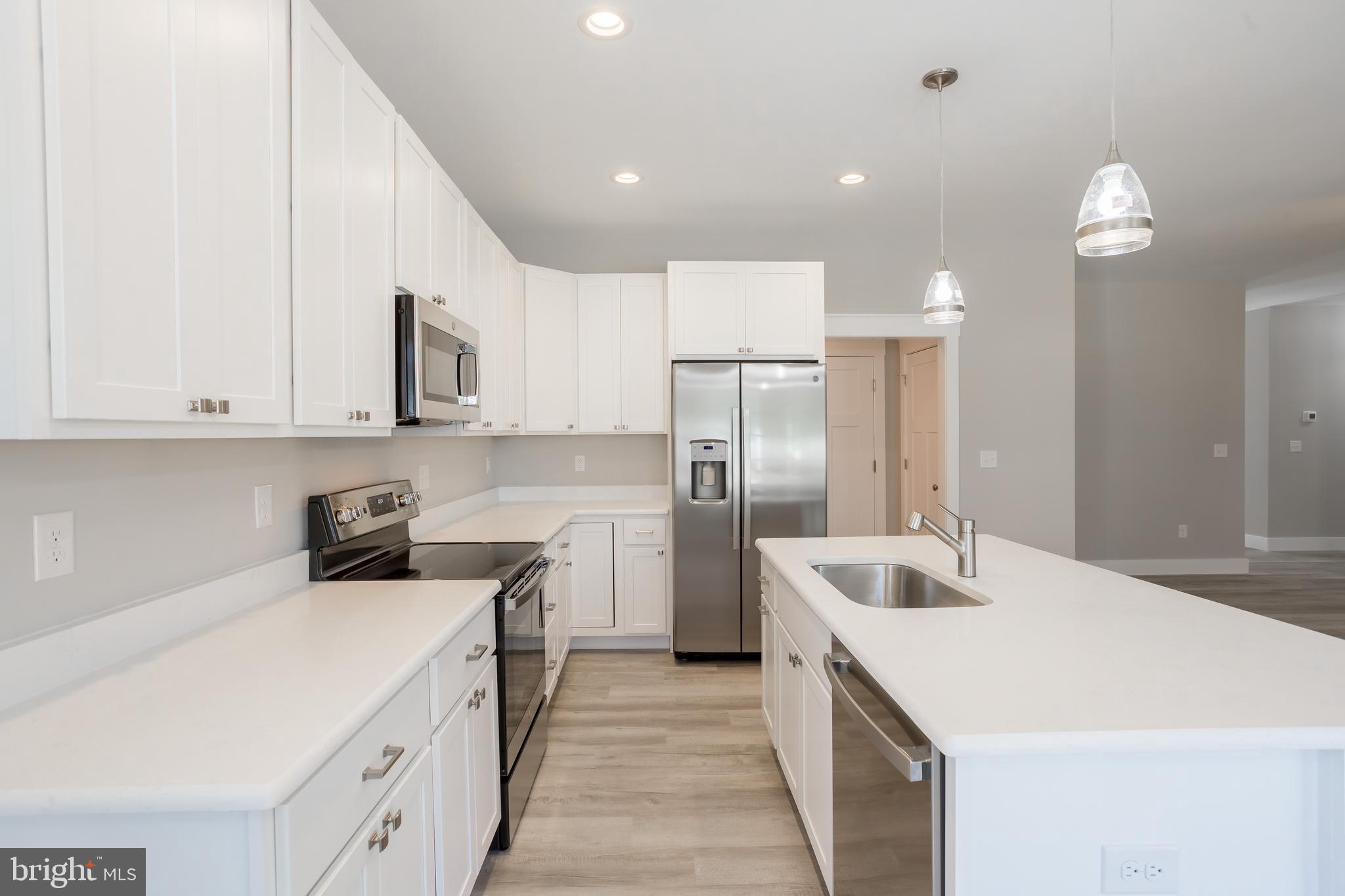 KEENWICK SOUND - Residential