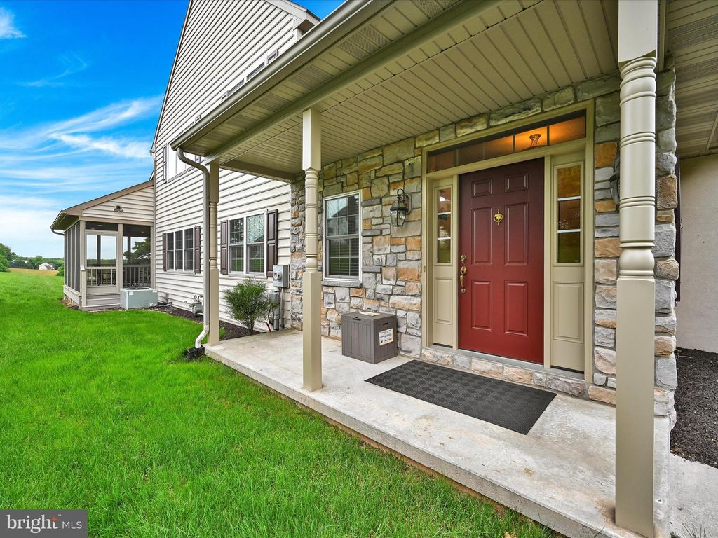 Photo of 17 Woodsedge Drive, Elizabethtown, PA 17022 (MLS # PALA2051636)