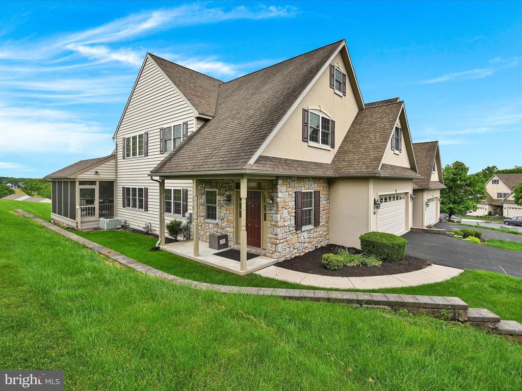 Photo of 17 Woodsedge Drive, Elizabethtown, PA 17022 (MLS # PALA2051636)