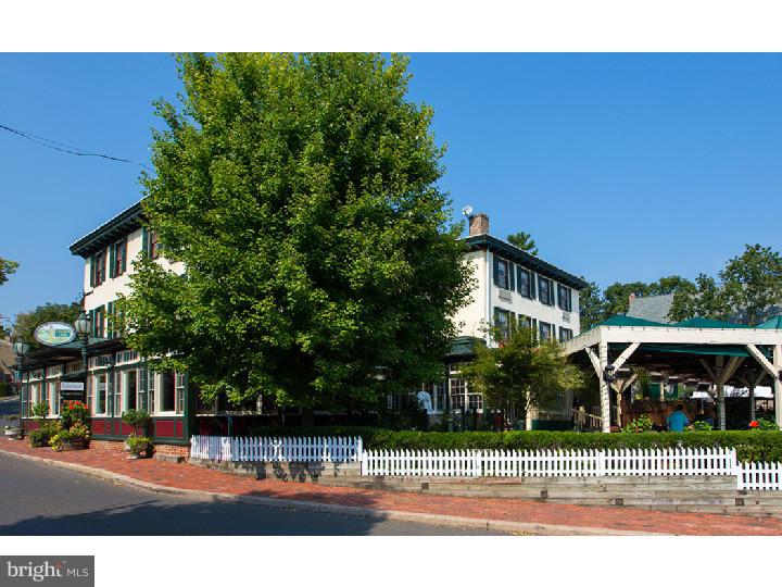 000 - Commercial Sale