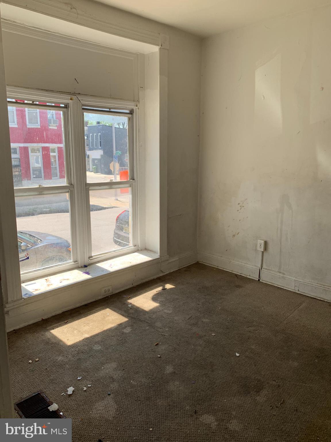 MIDTOWN EDMONDSON - Residential