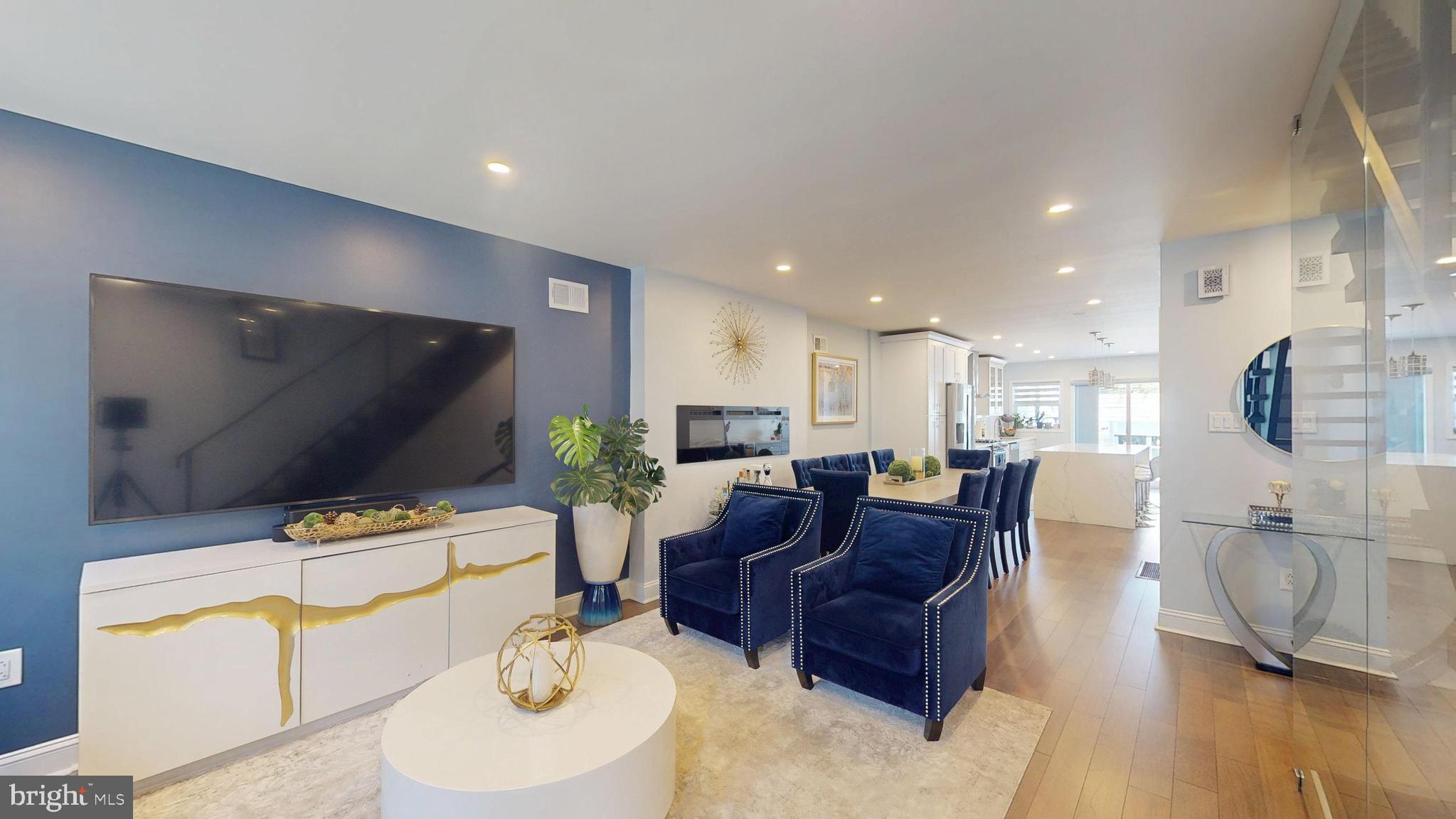 POINT BREEZE - Residential