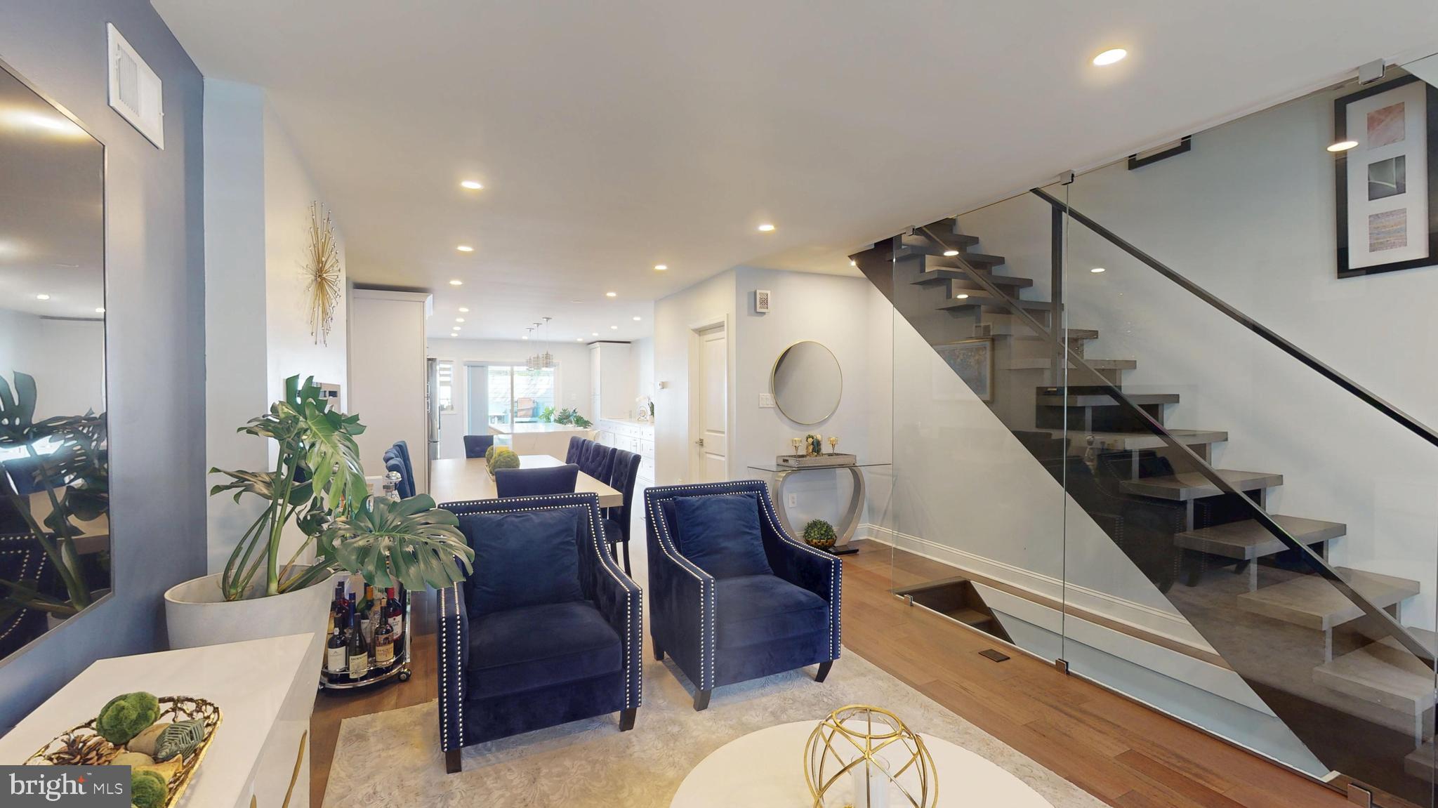 POINT BREEZE - Residential