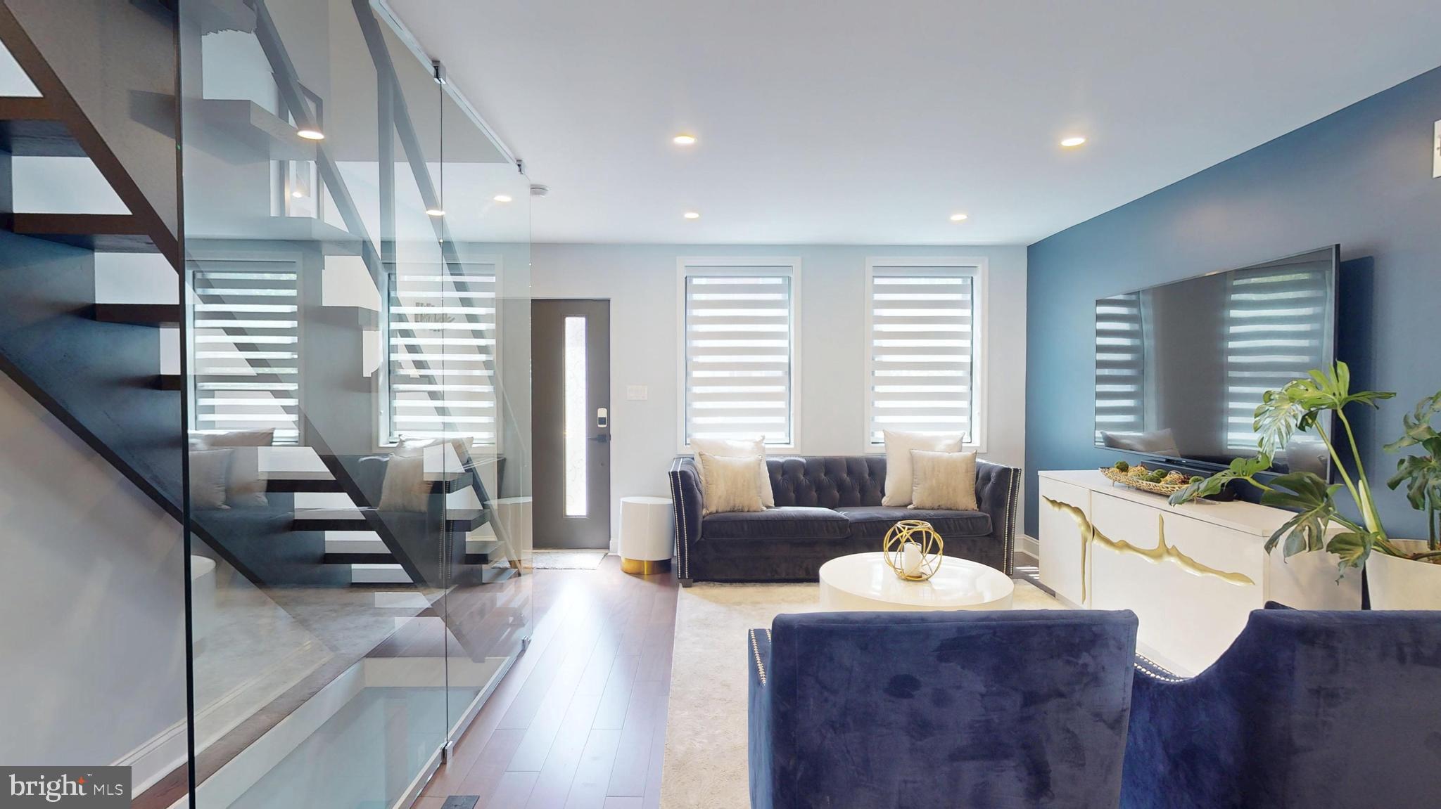 POINT BREEZE - Residential