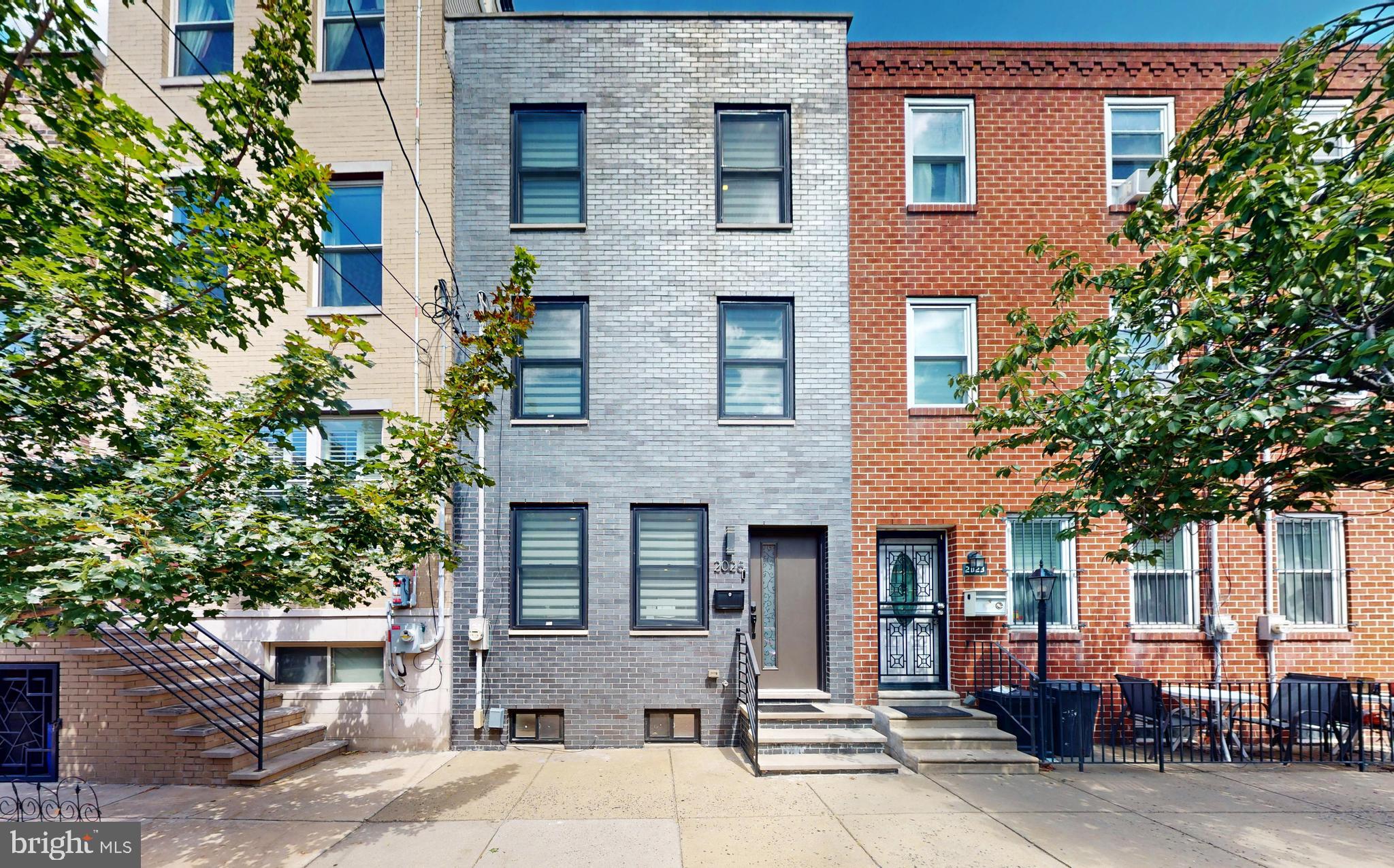 POINT BREEZE - Residential