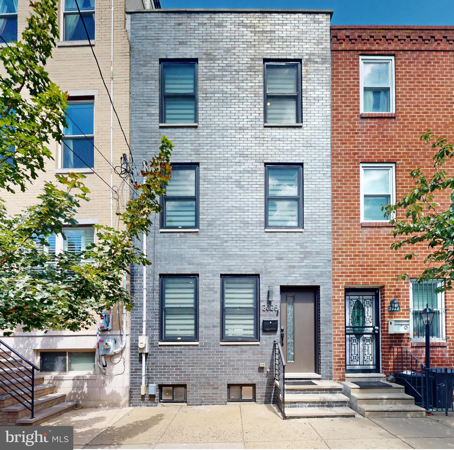 POINT BREEZE - Residential