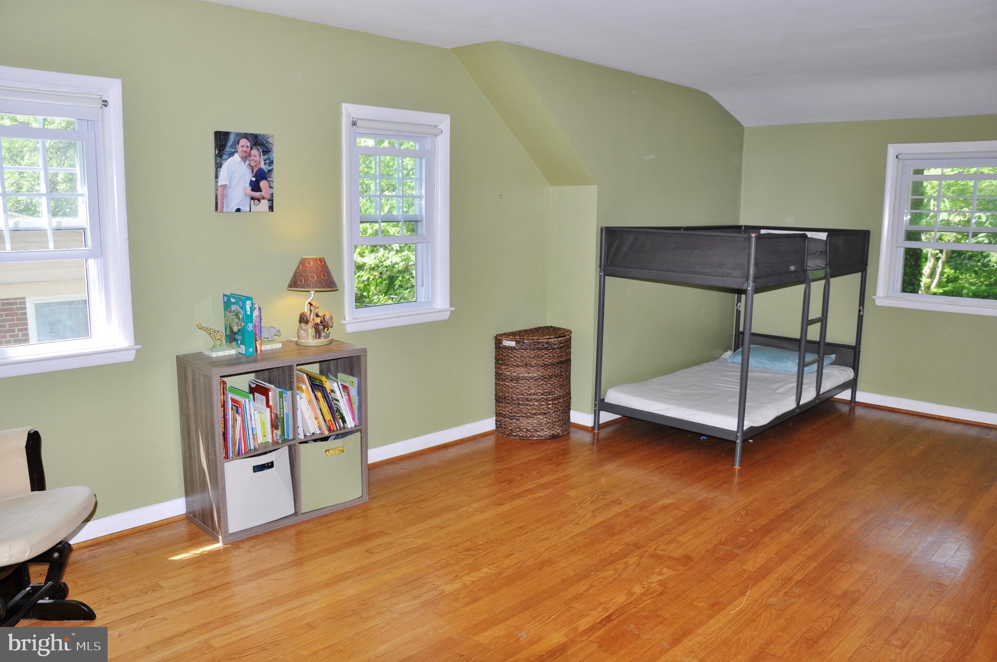 GLENDALE - Residential