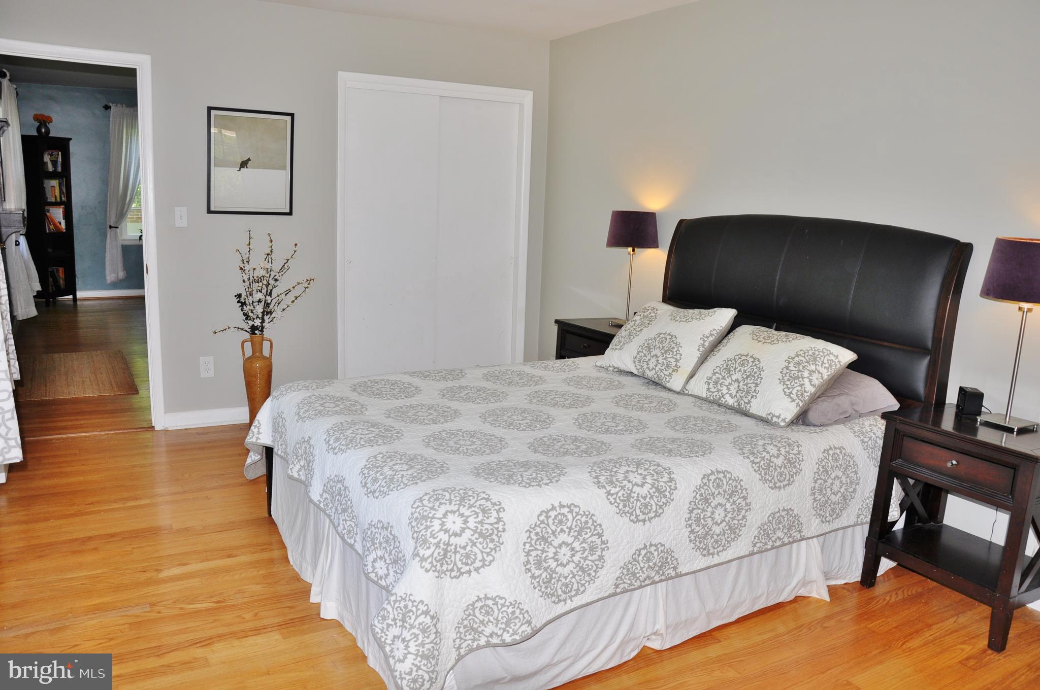 GLENDALE - Residential