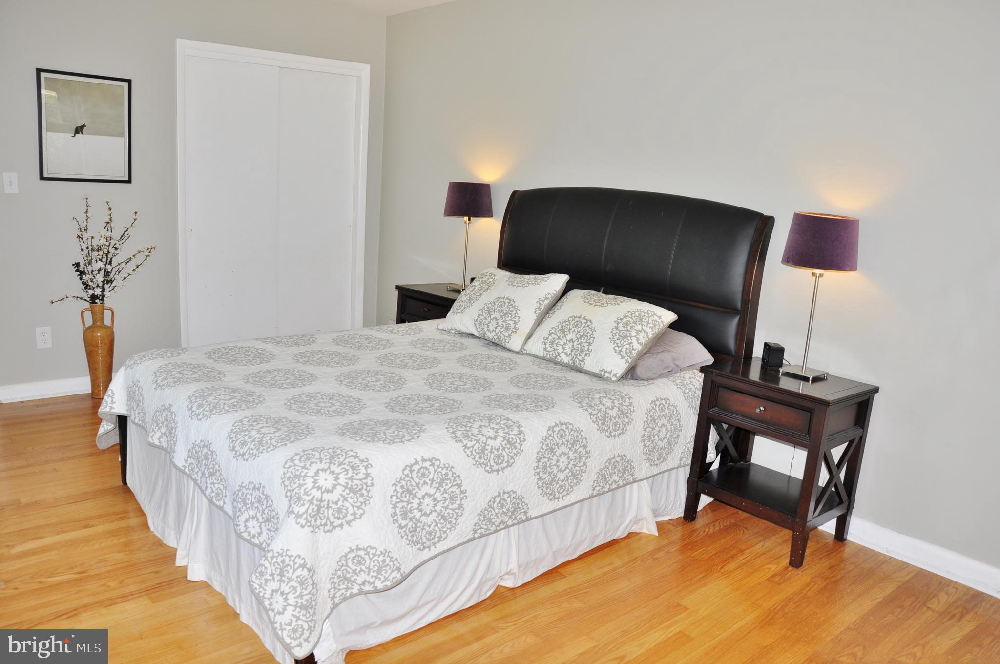 GLENDALE - Residential