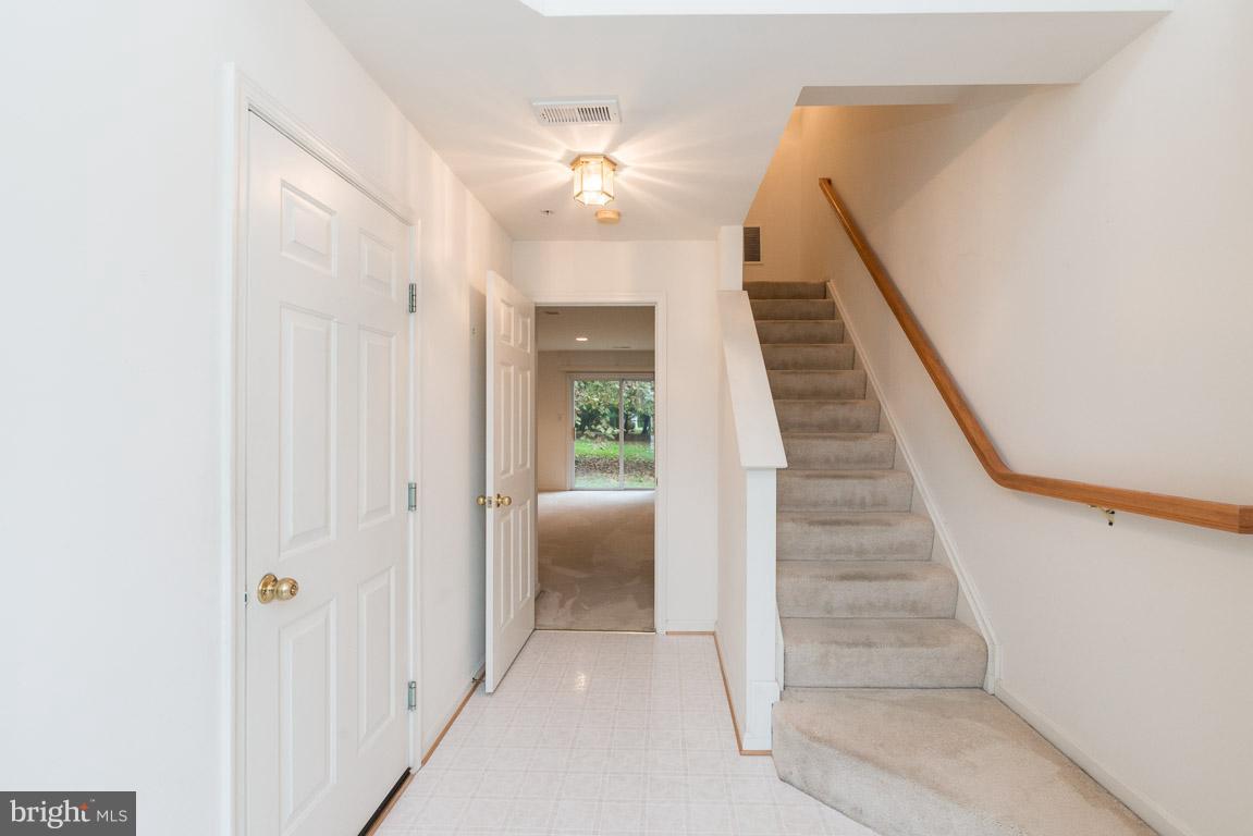 FARMINGTON VILLAGE - Residential