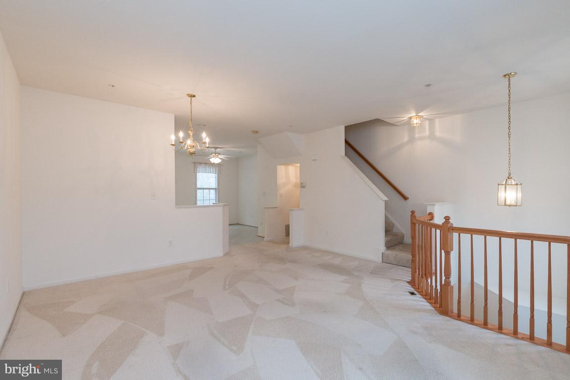 FARMINGTON VILLAGE - Residential