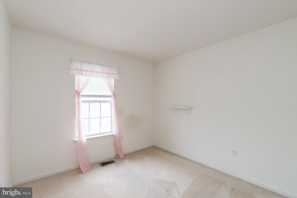 FARMINGTON VILLAGE - Residential