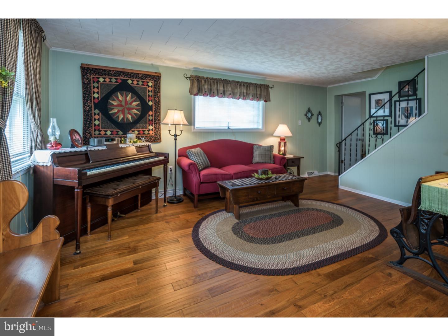 SUNNYSIDE FARMS - Residential