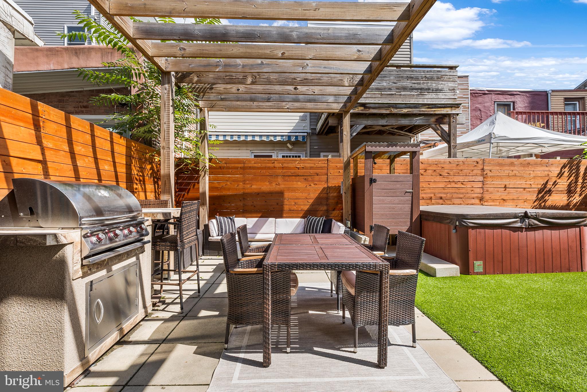 FISHTOWN - Residential