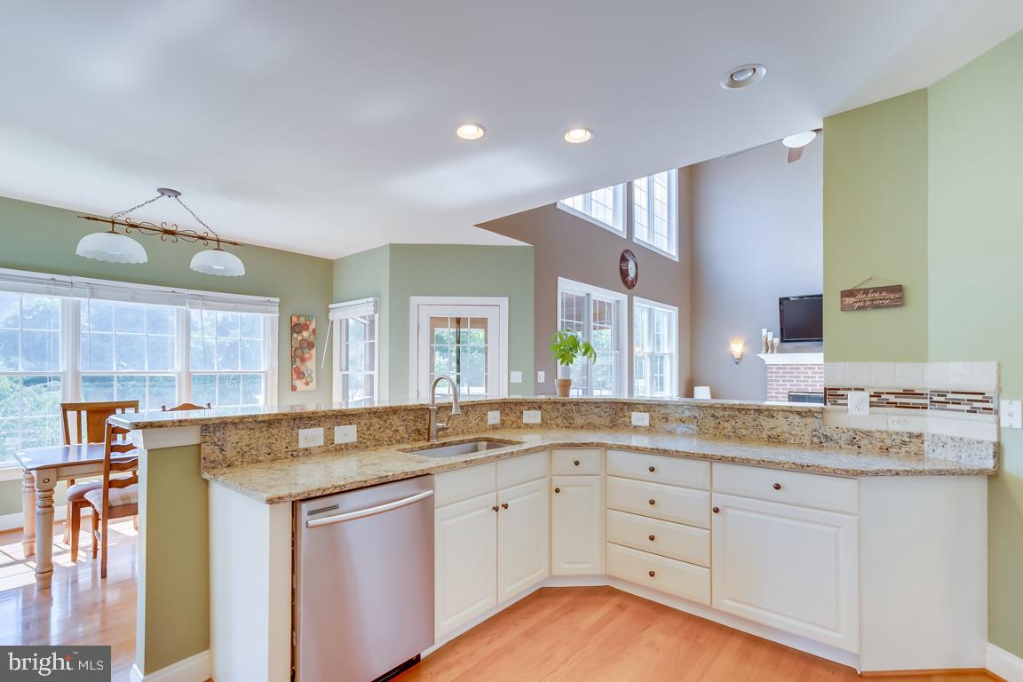 DOMINION VALLEY COUNTRY CLUB - Residential