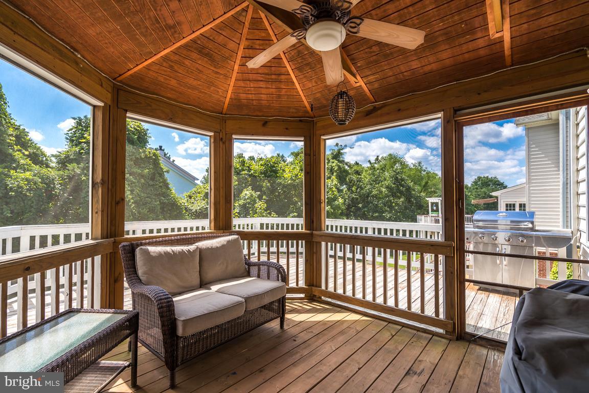 DOMINION VALLEY COUNTRY CLUB - Residential