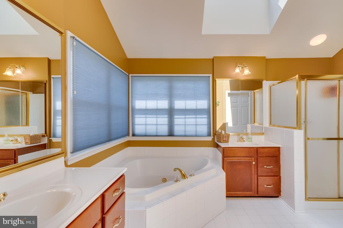 DOMINION VALLEY COUNTRY CLUB - Residential