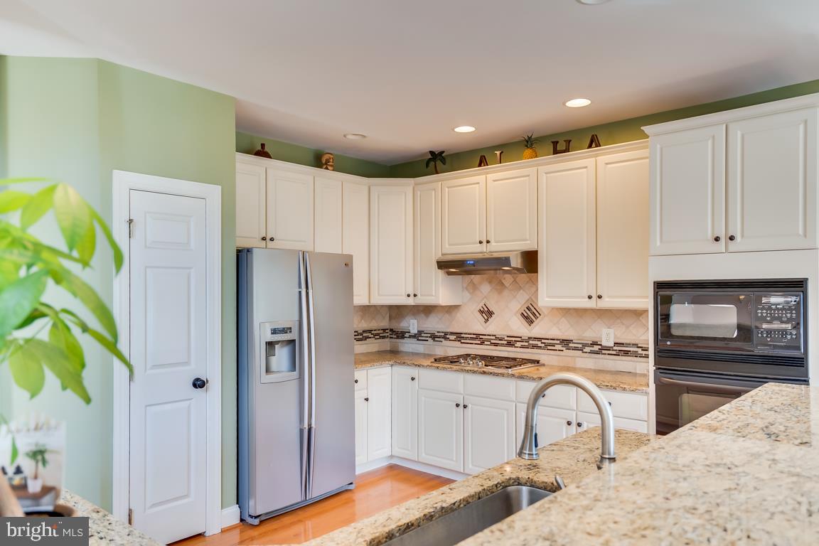 DOMINION VALLEY COUNTRY CLUB - Residential