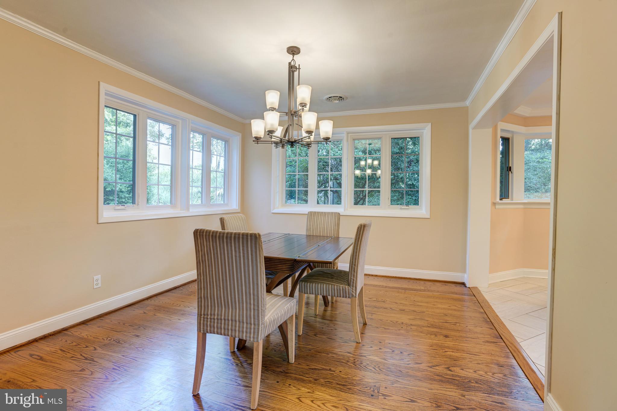 ROLAND PARK - Residential