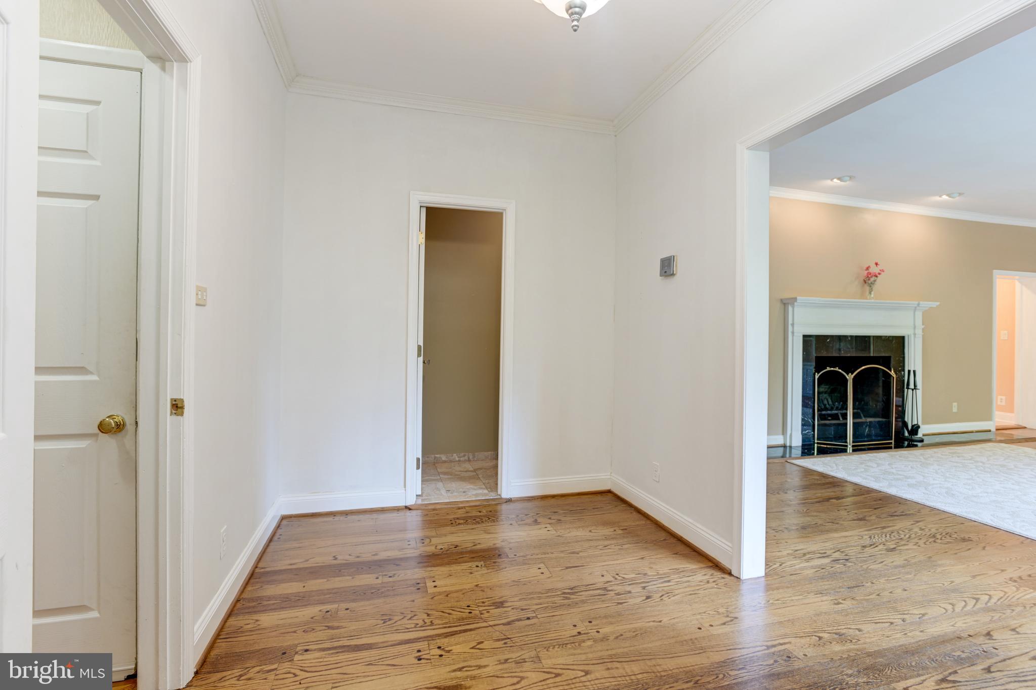 ROLAND PARK - Residential