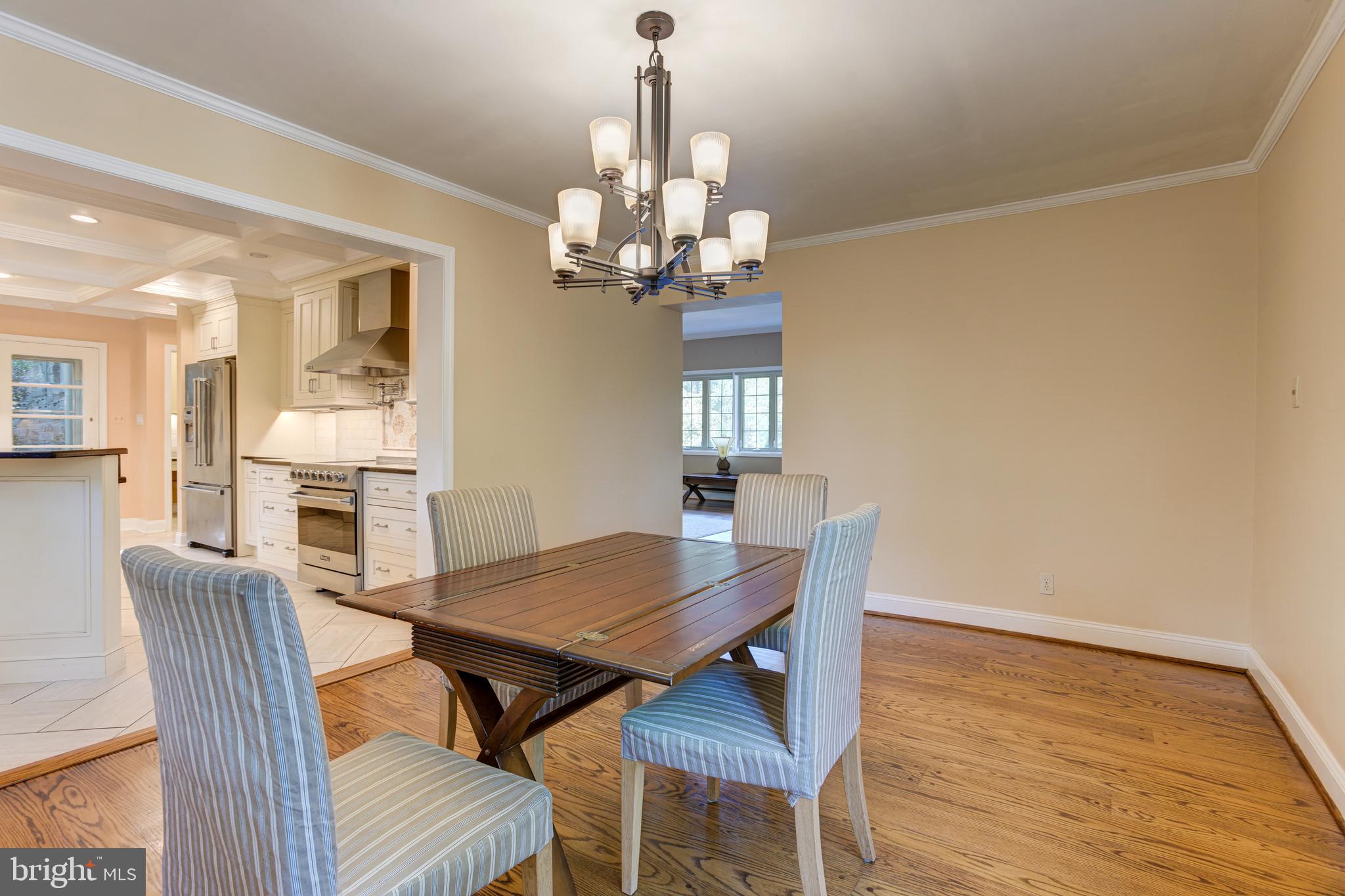 ROLAND PARK - Residential