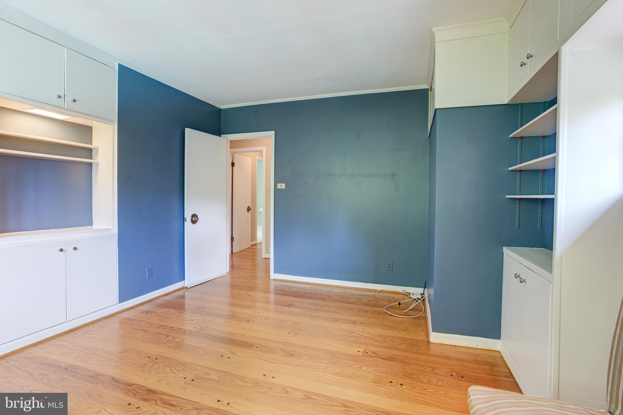 ROLAND PARK - Residential