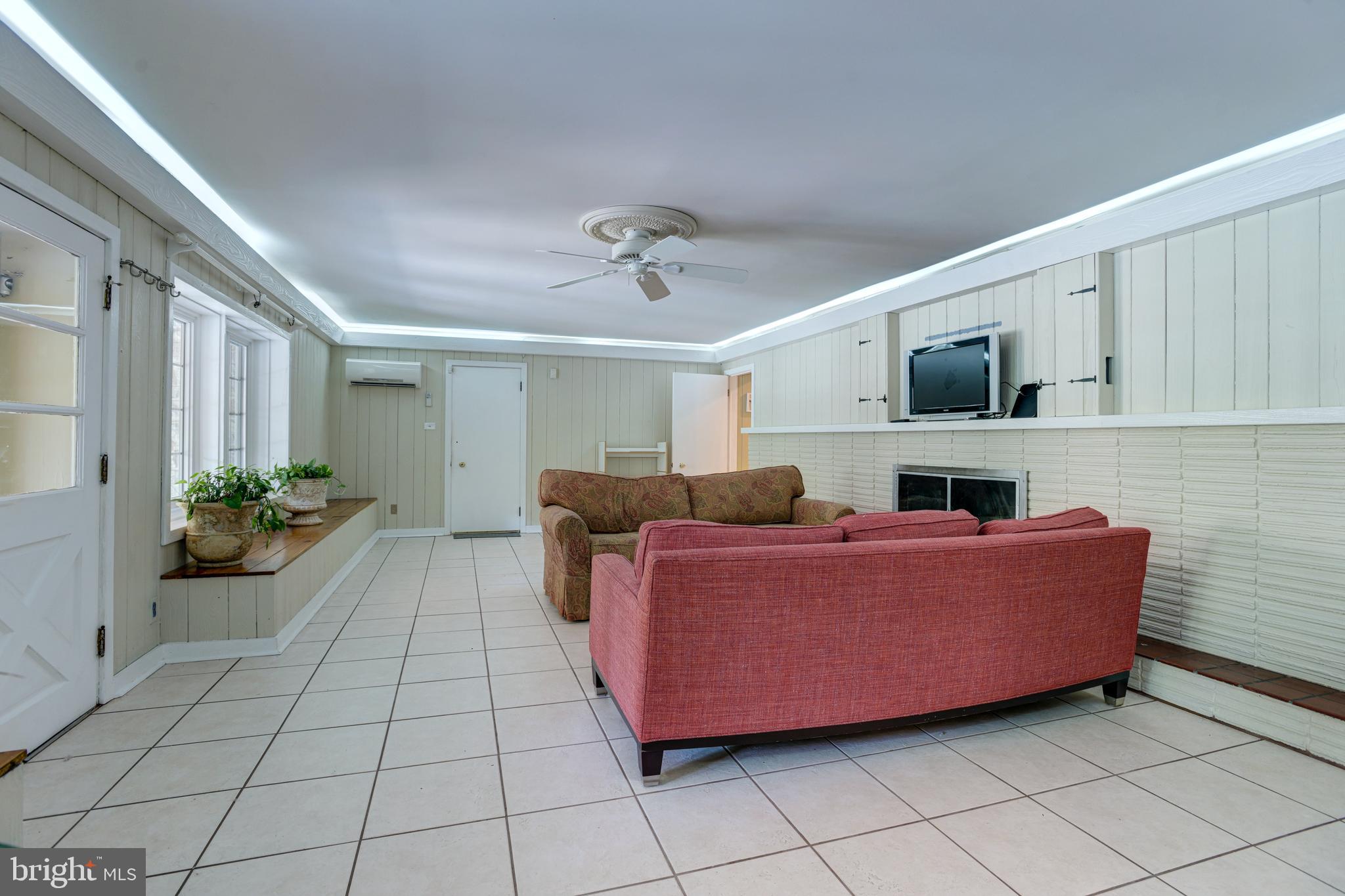 ROLAND PARK - Residential