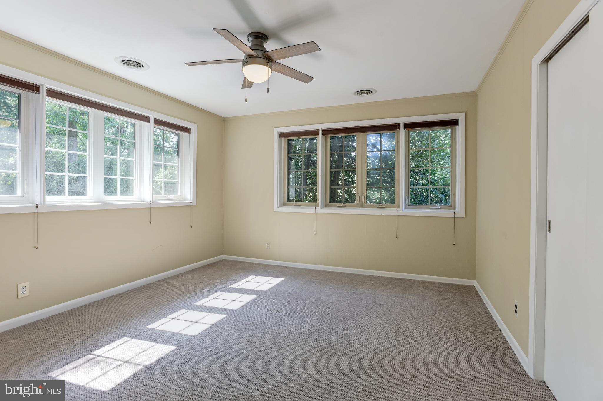 ROLAND PARK - Residential