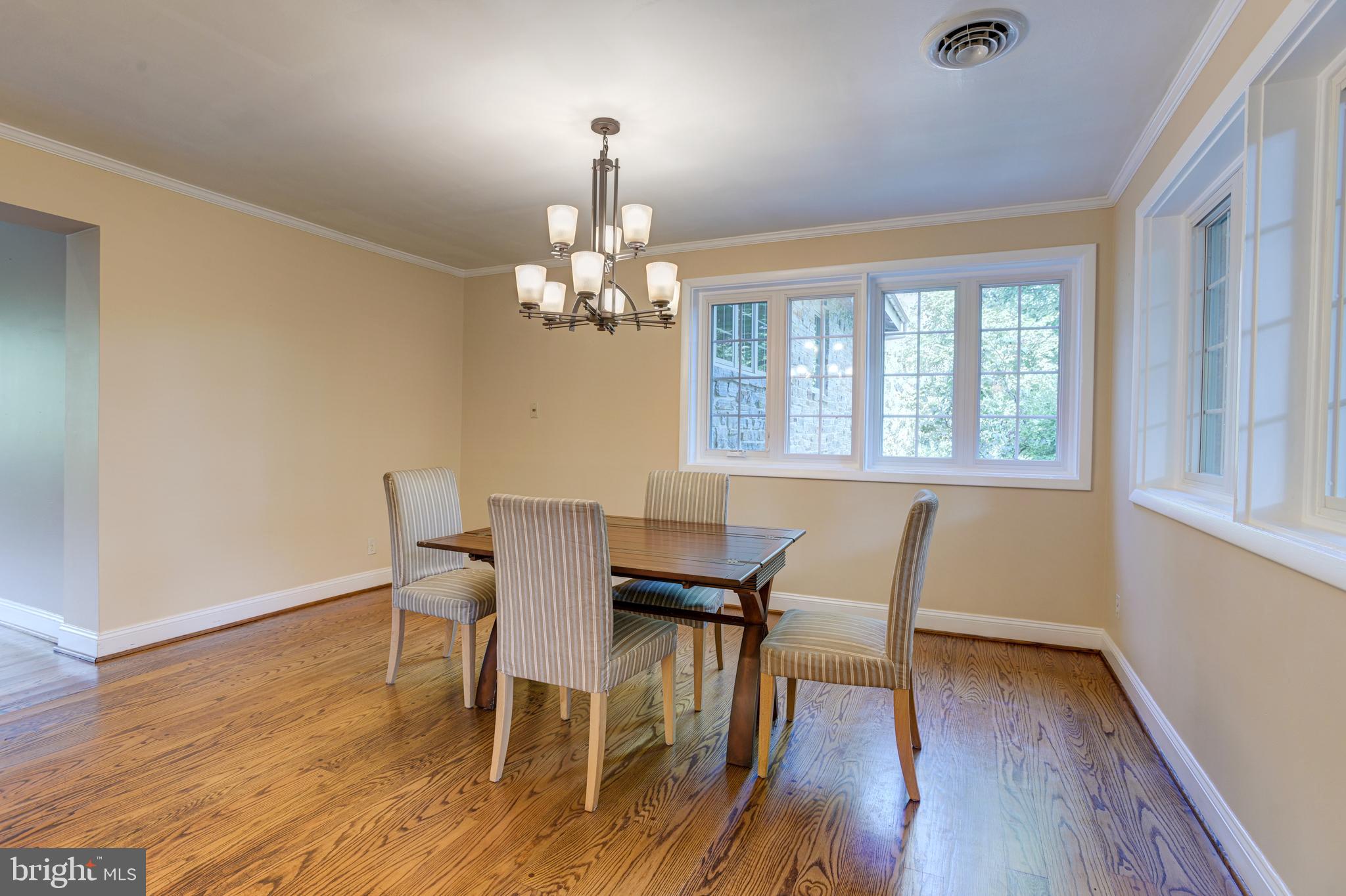 ROLAND PARK - Residential