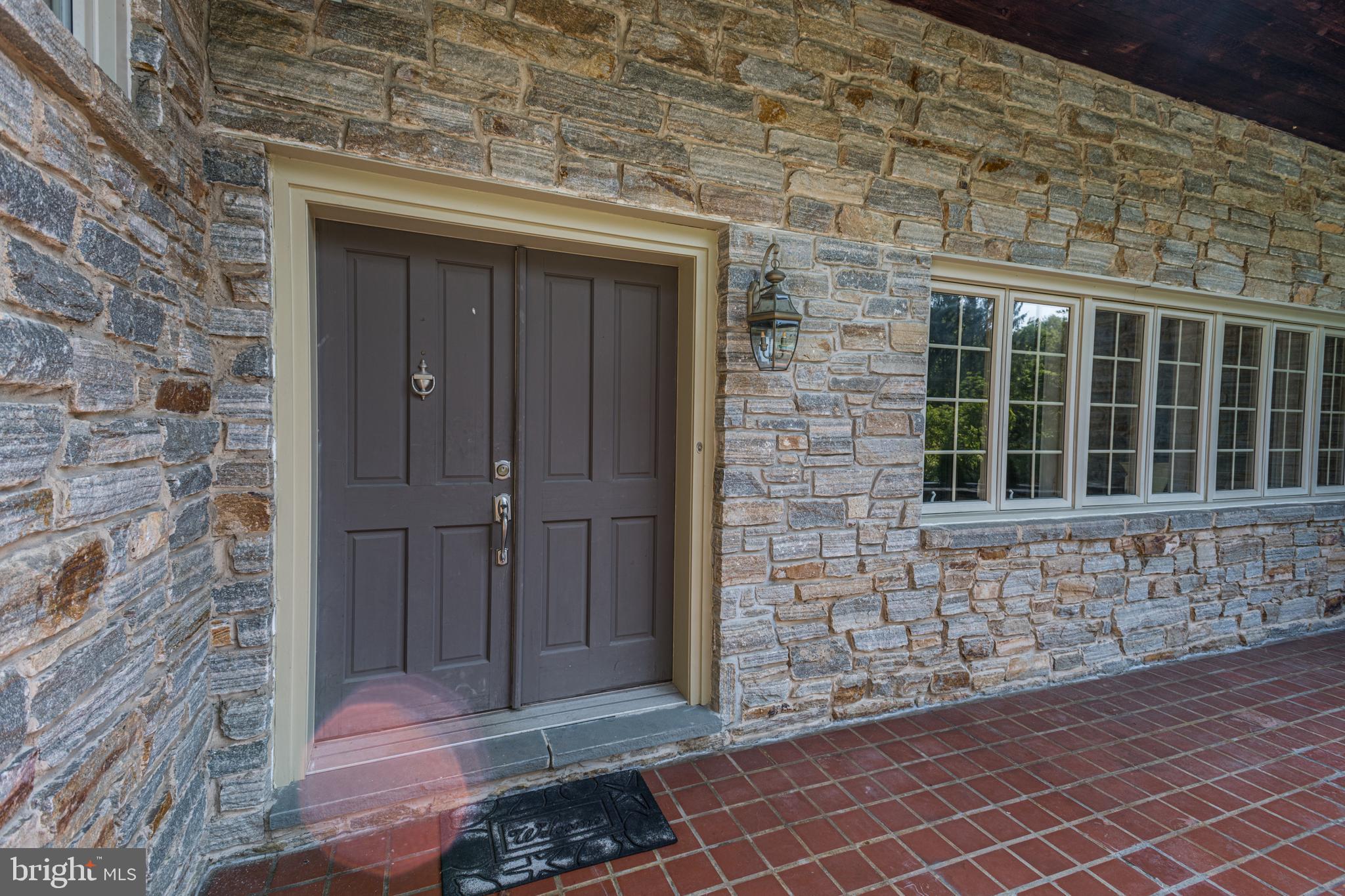 ROLAND PARK - Residential