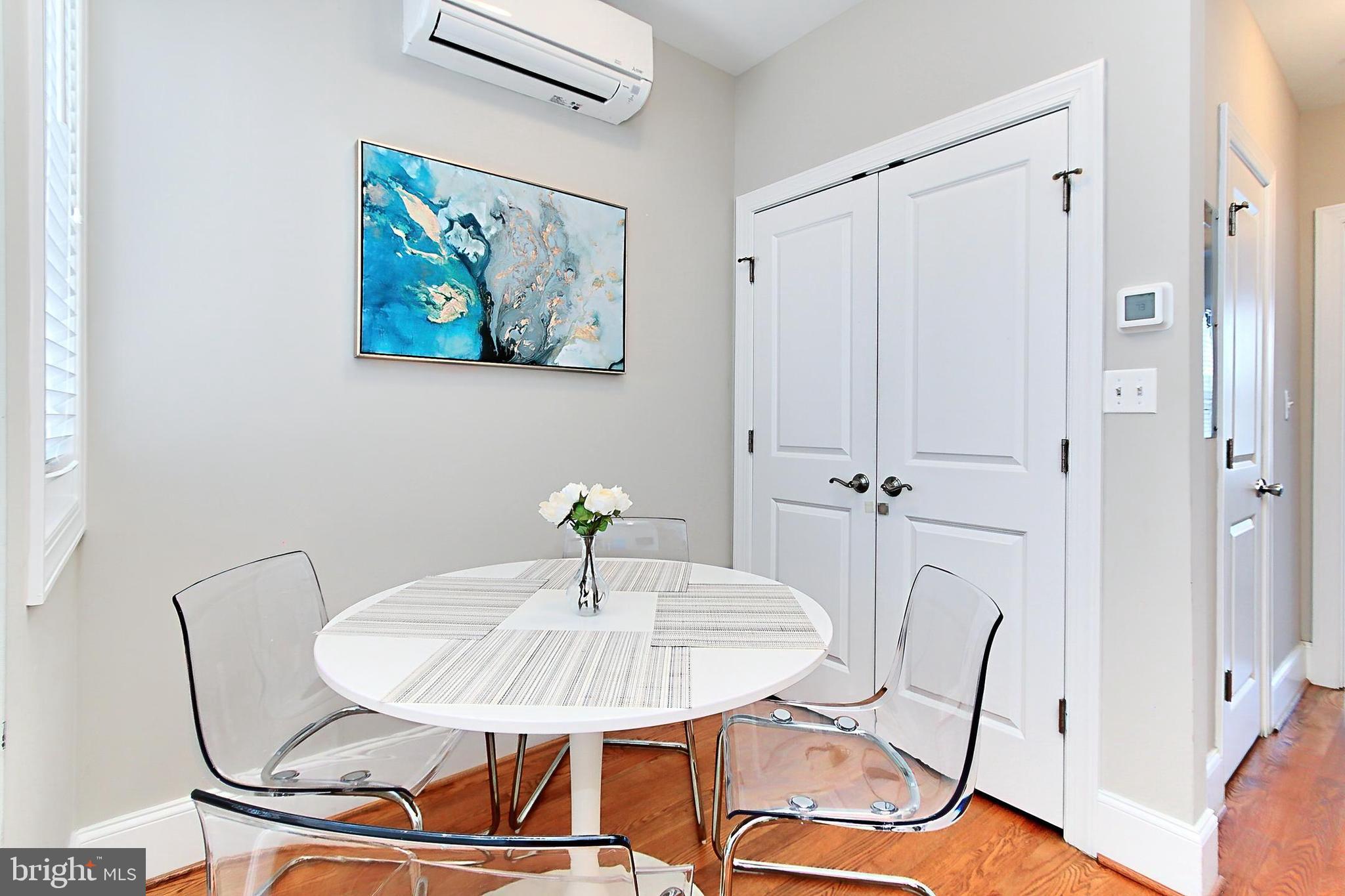 OLD TOWN - Commercial Sale