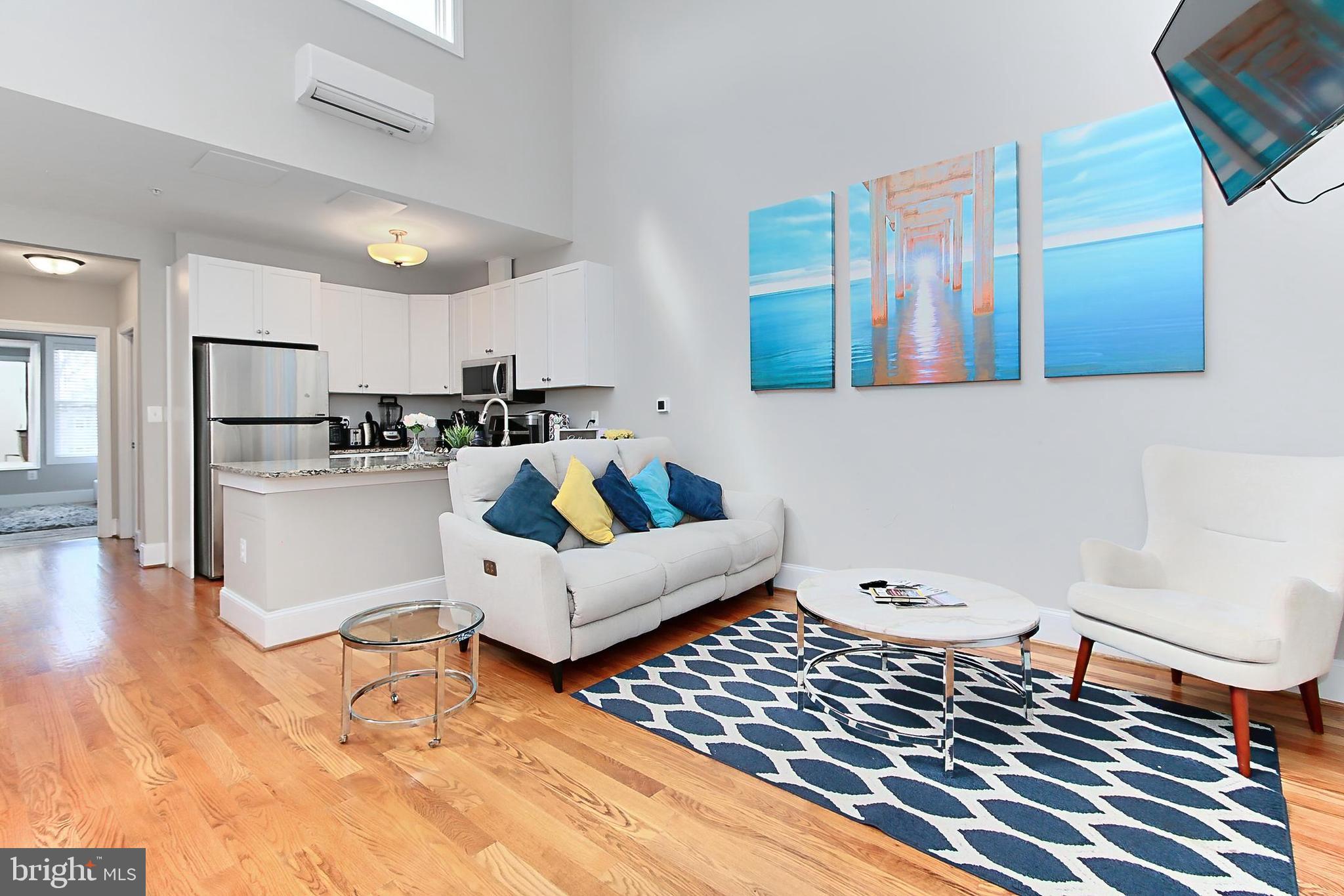 OLD TOWN - Commercial Sale