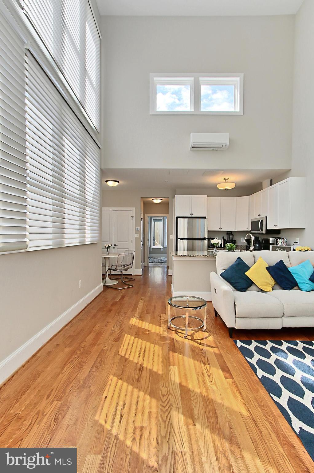 OLD TOWN - Commercial Sale