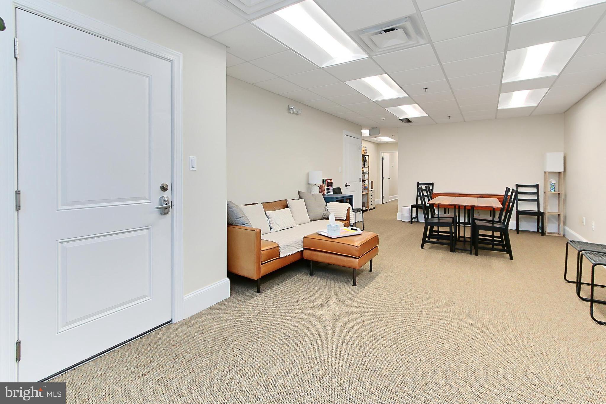 OLD TOWN - Commercial Sale