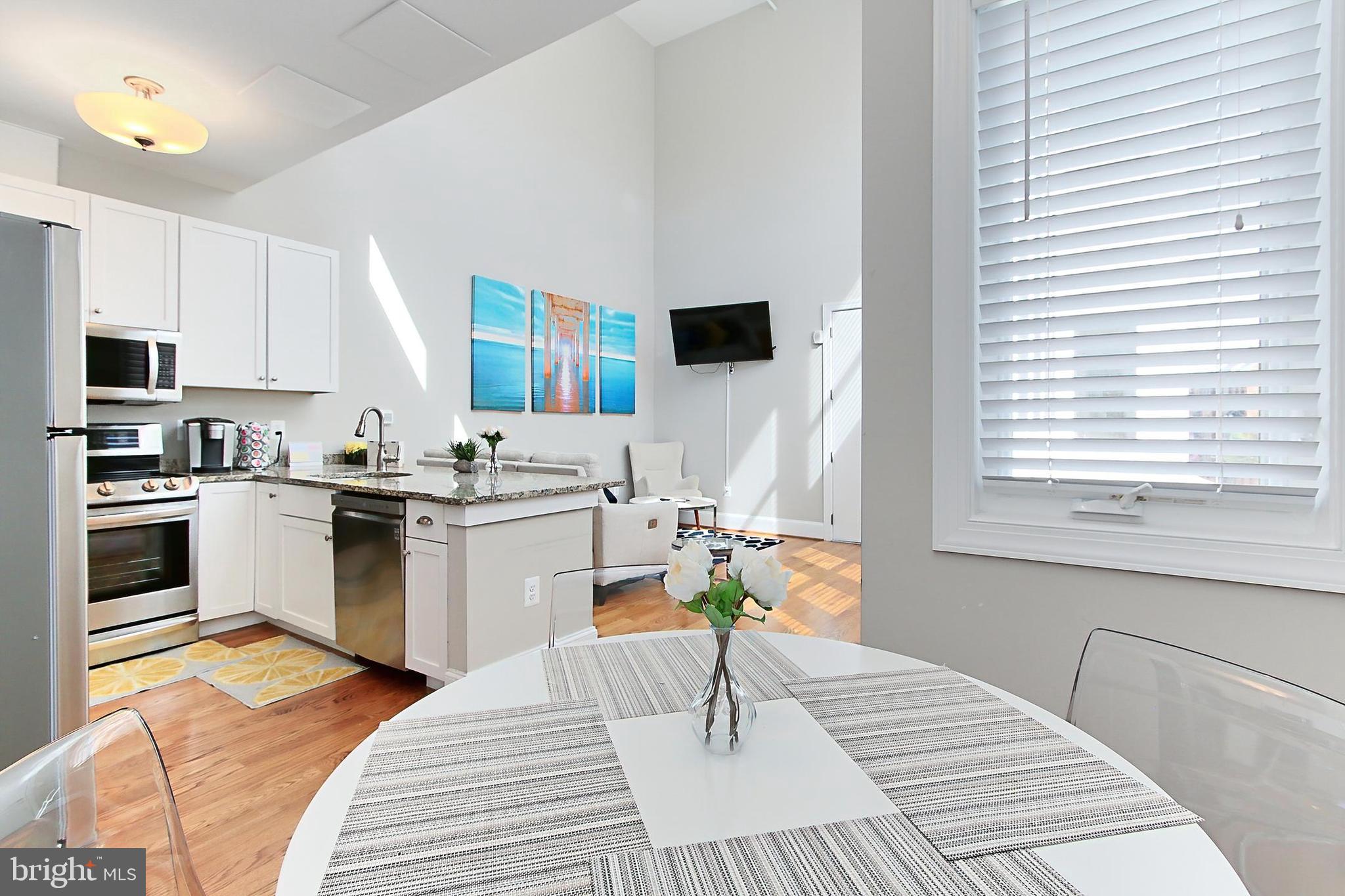 OLD TOWN - Commercial Sale