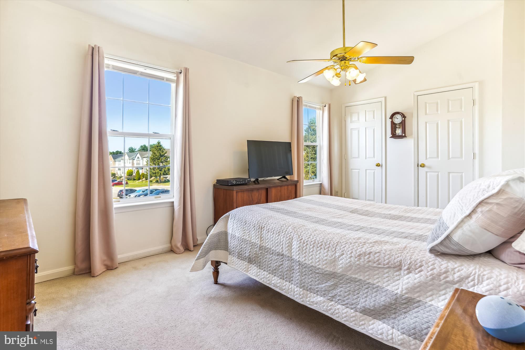 SOUTHBRIDGE - Residential