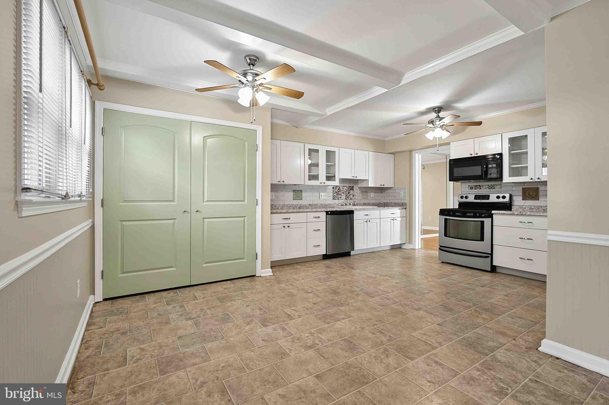 14439 GOLDEN OAK ROAD