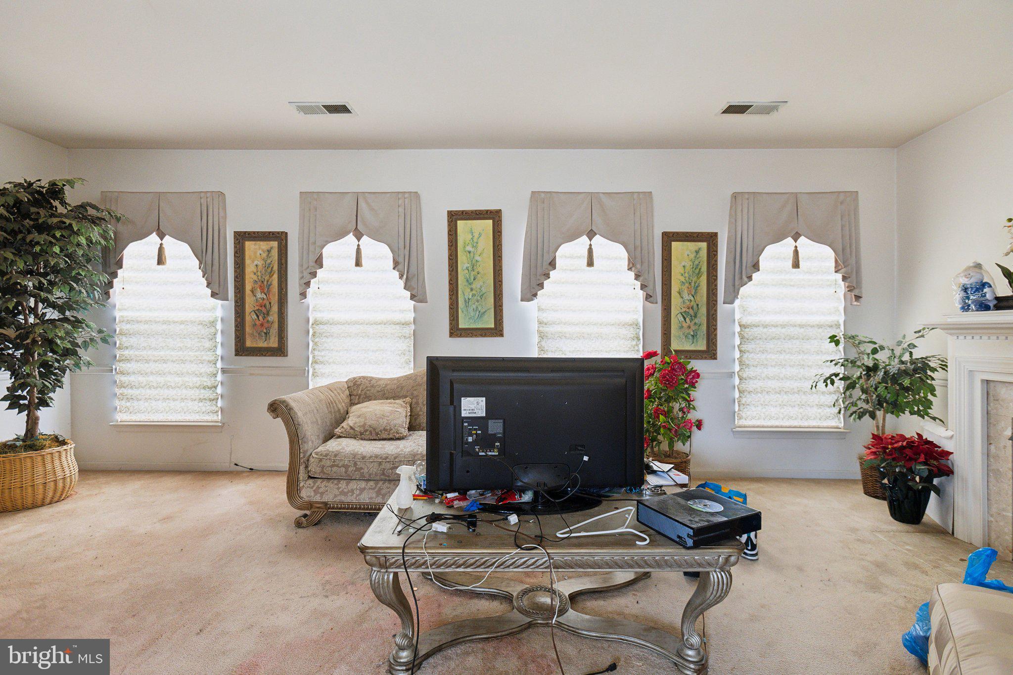 1913 TRENTON PLACE SE