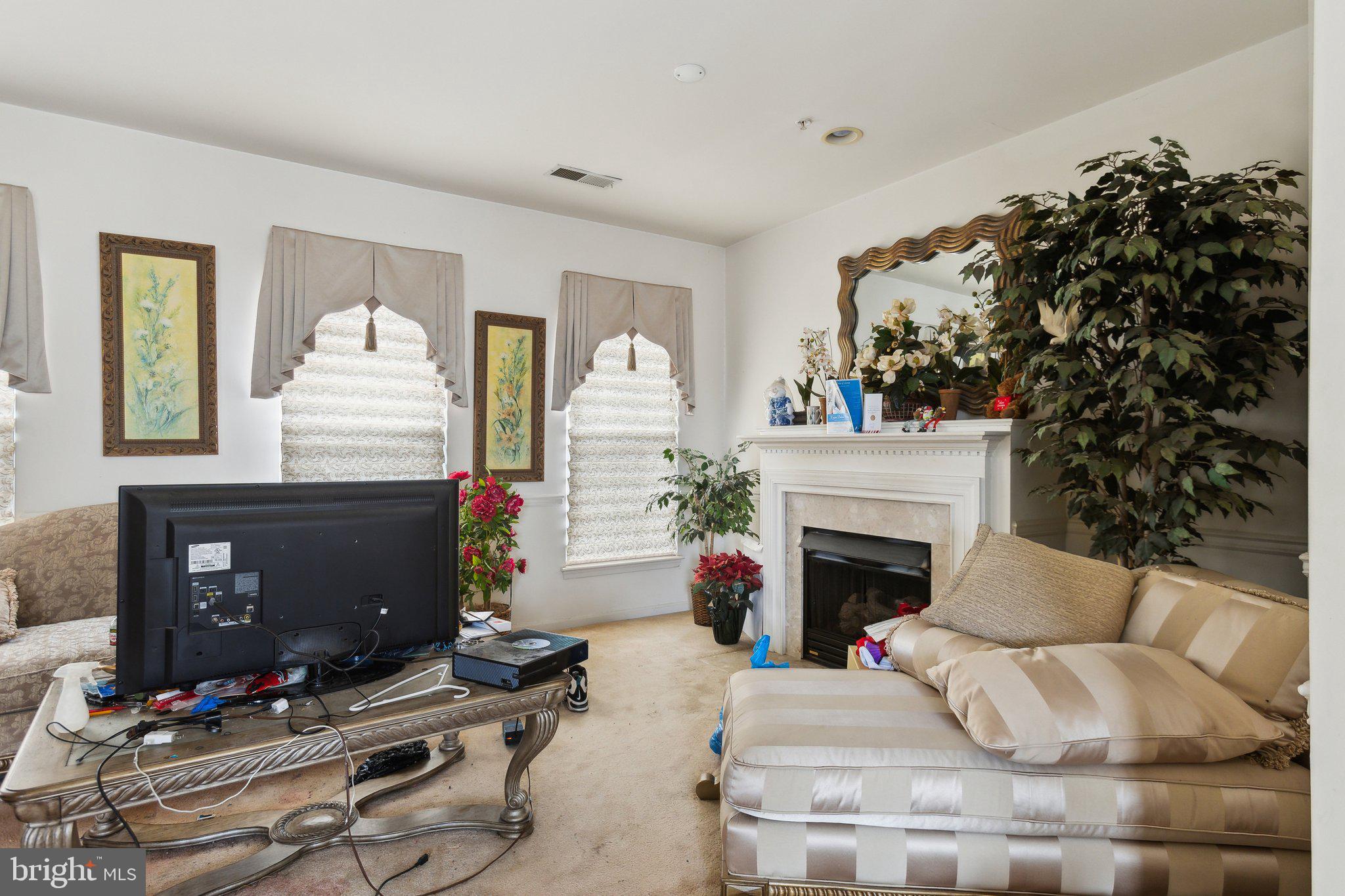 1913 TRENTON PLACE SE