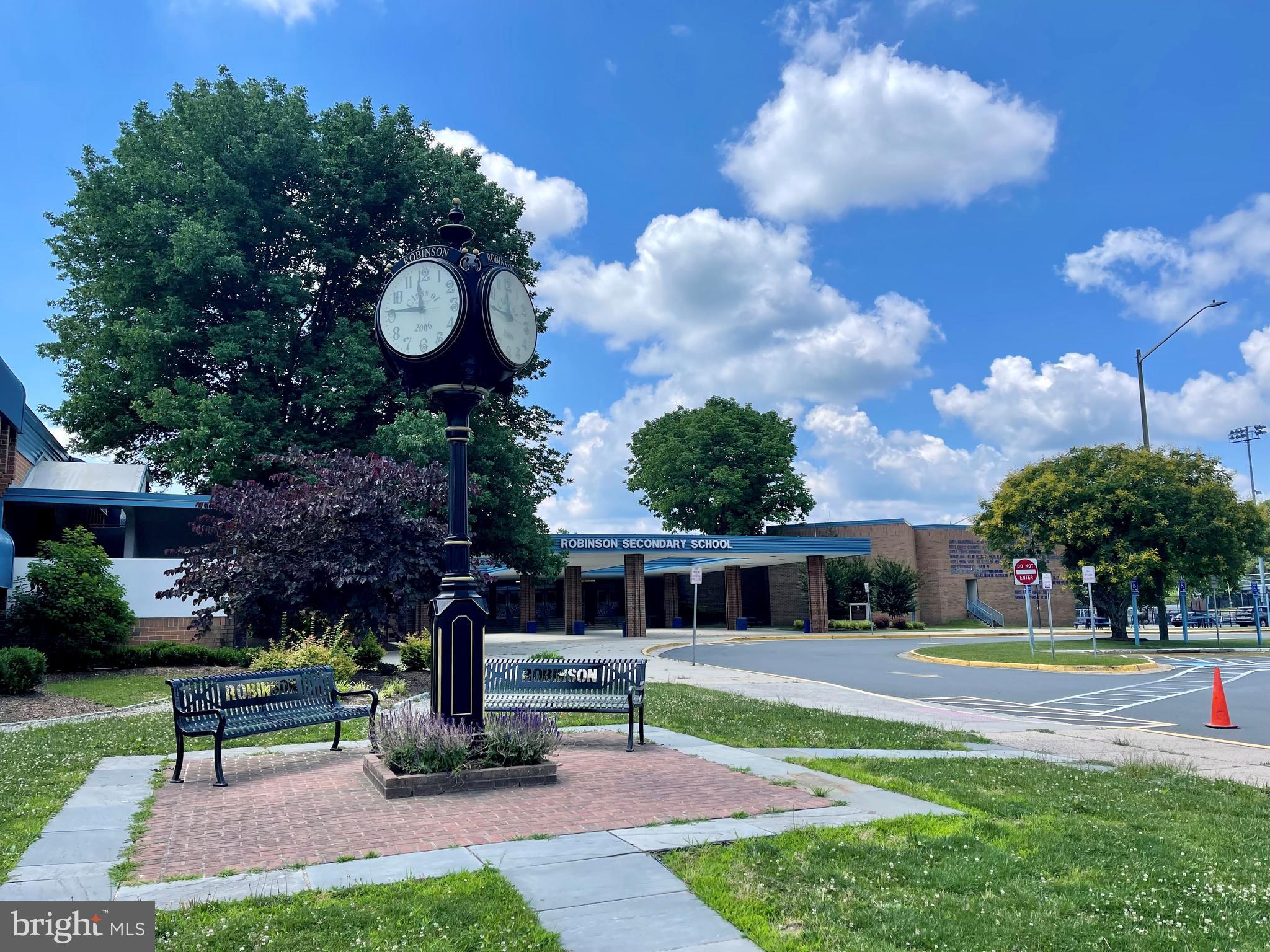 BURKE CENTRE - Residential