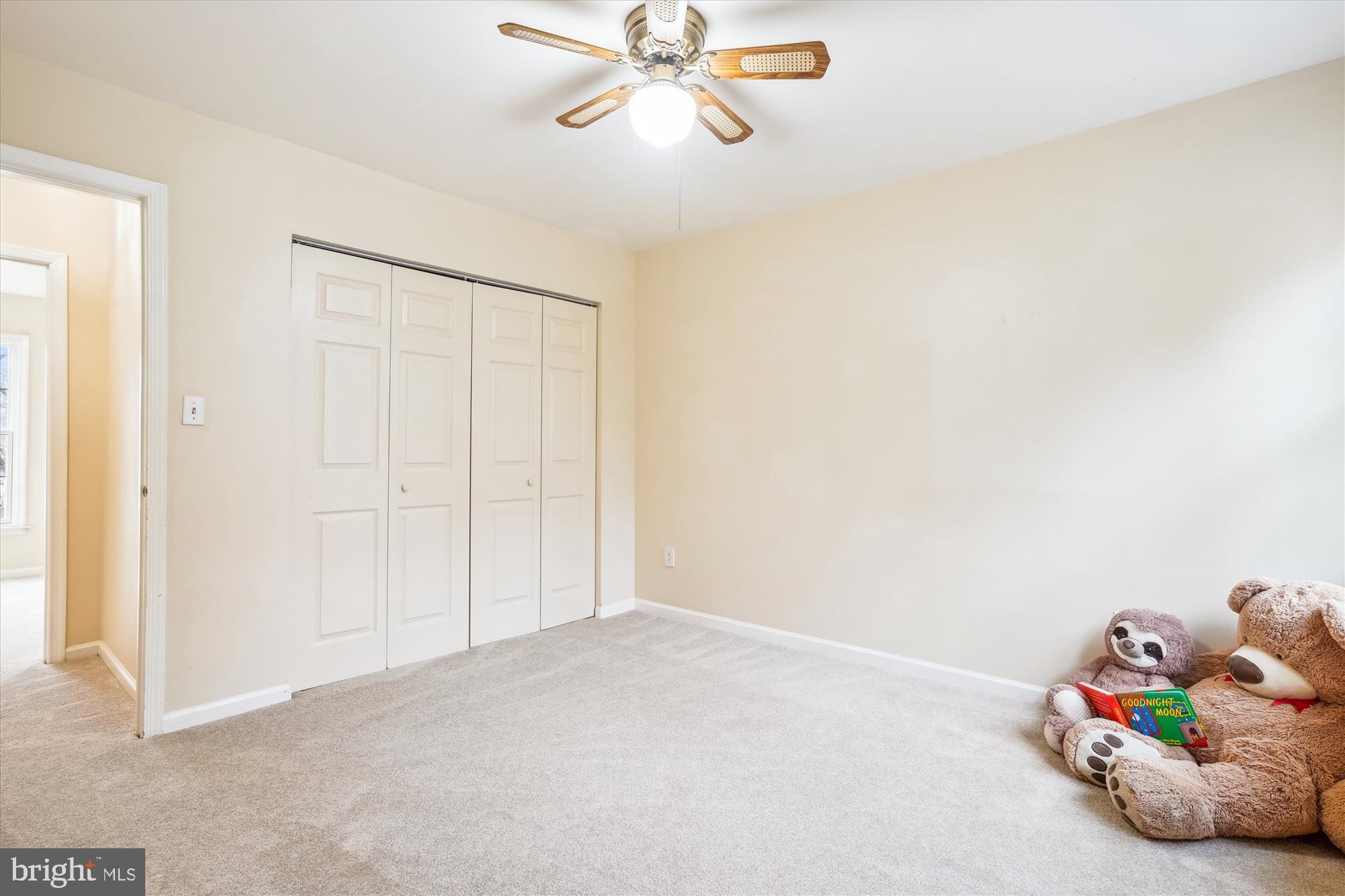 BURKE CENTRE - Residential