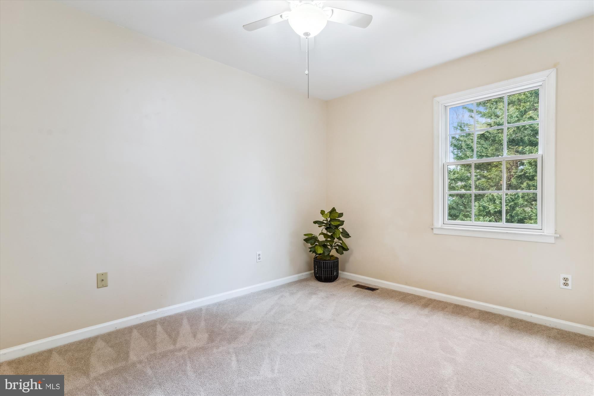 BURKE CENTRE - Residential