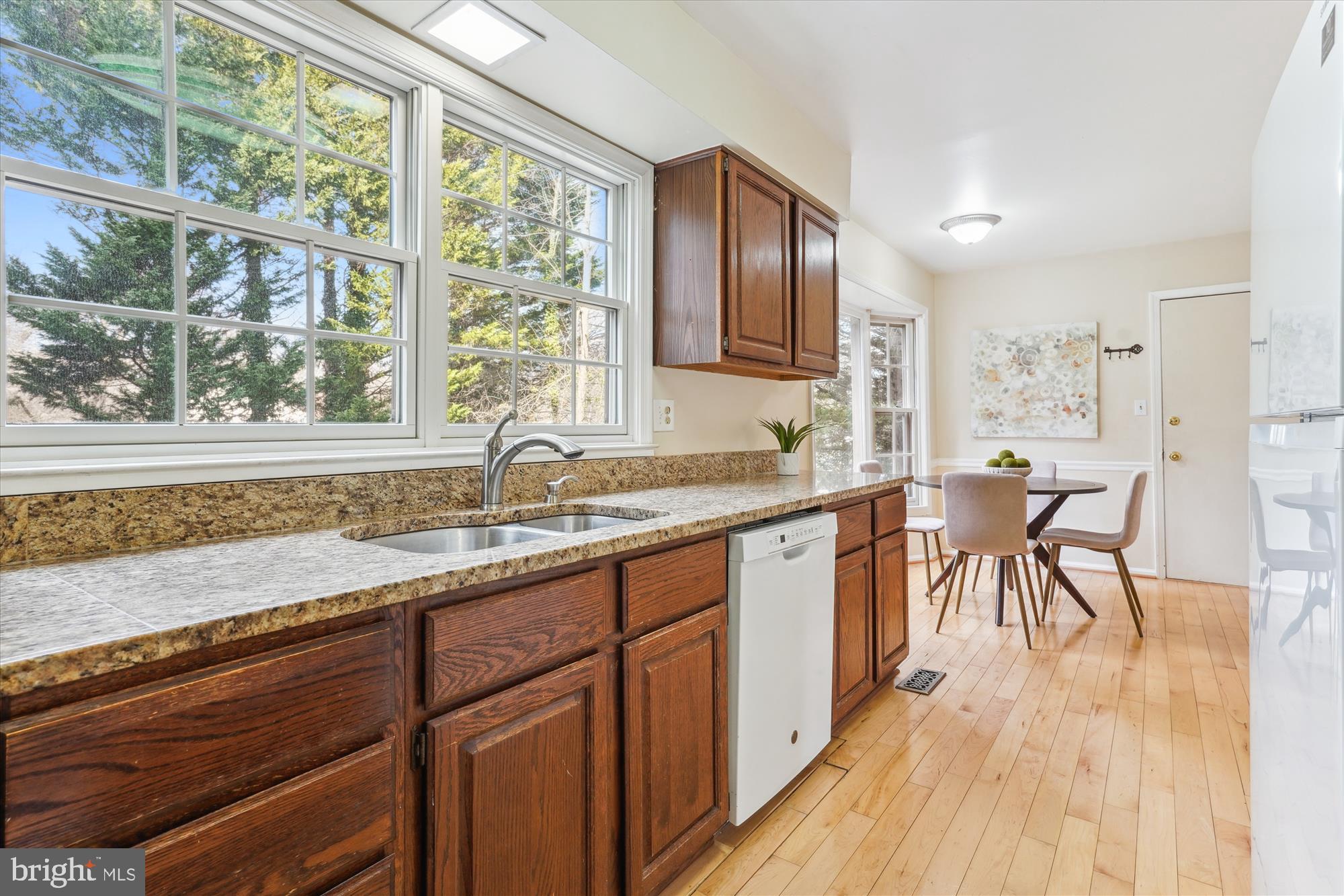 BURKE CENTRE - Residential