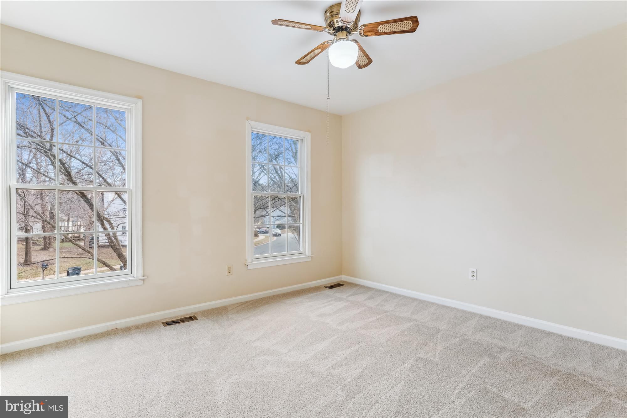 BURKE CENTRE - Residential