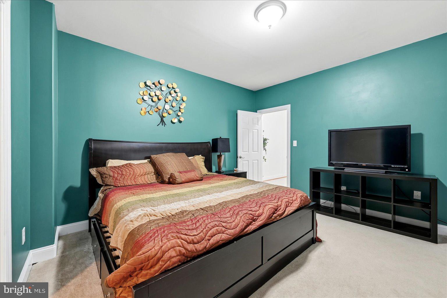 TAVERN GATE - Residential