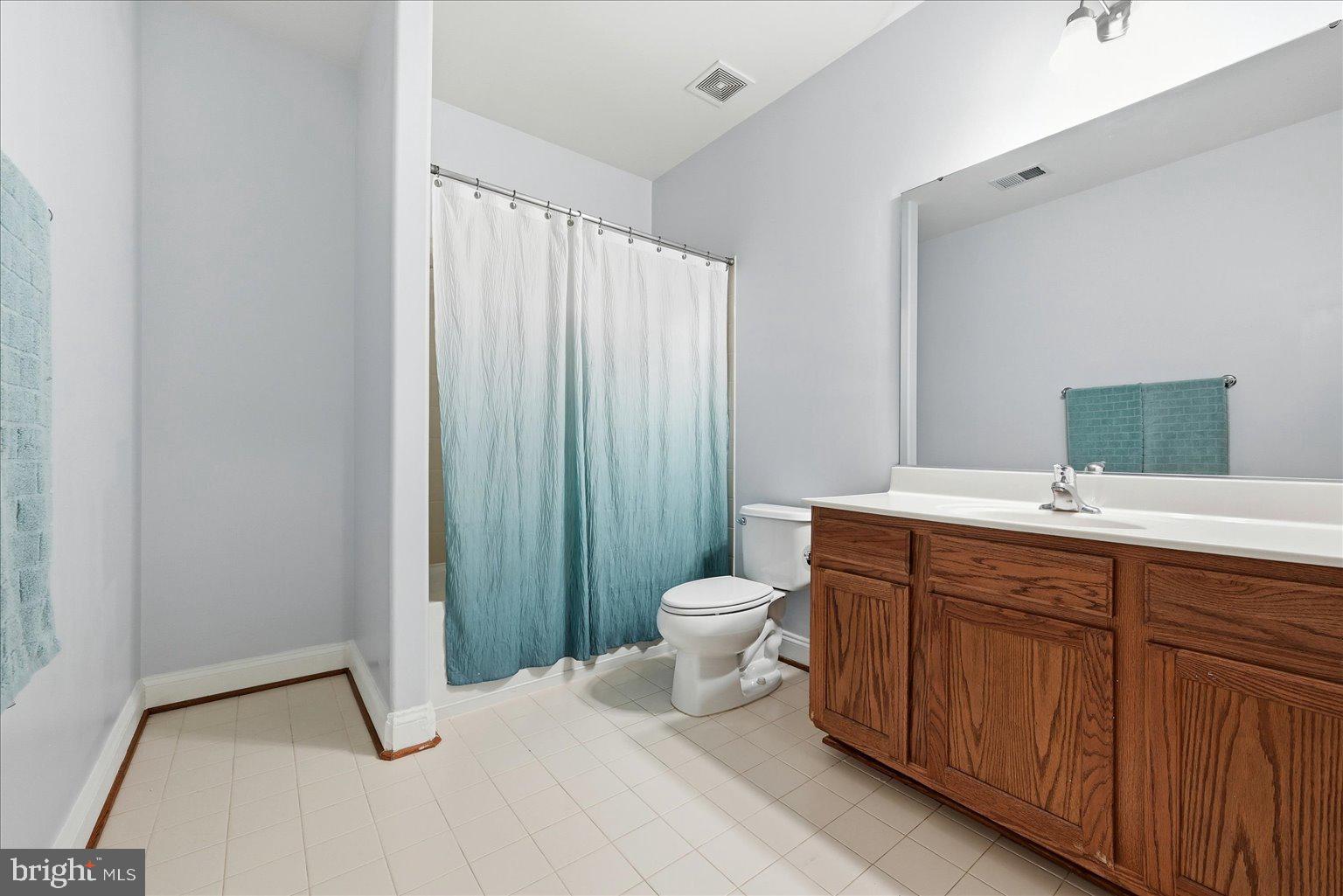 TAVERN GATE - Residential