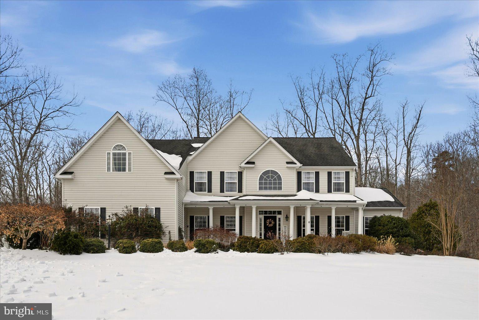 TAVERN GATE - Residential