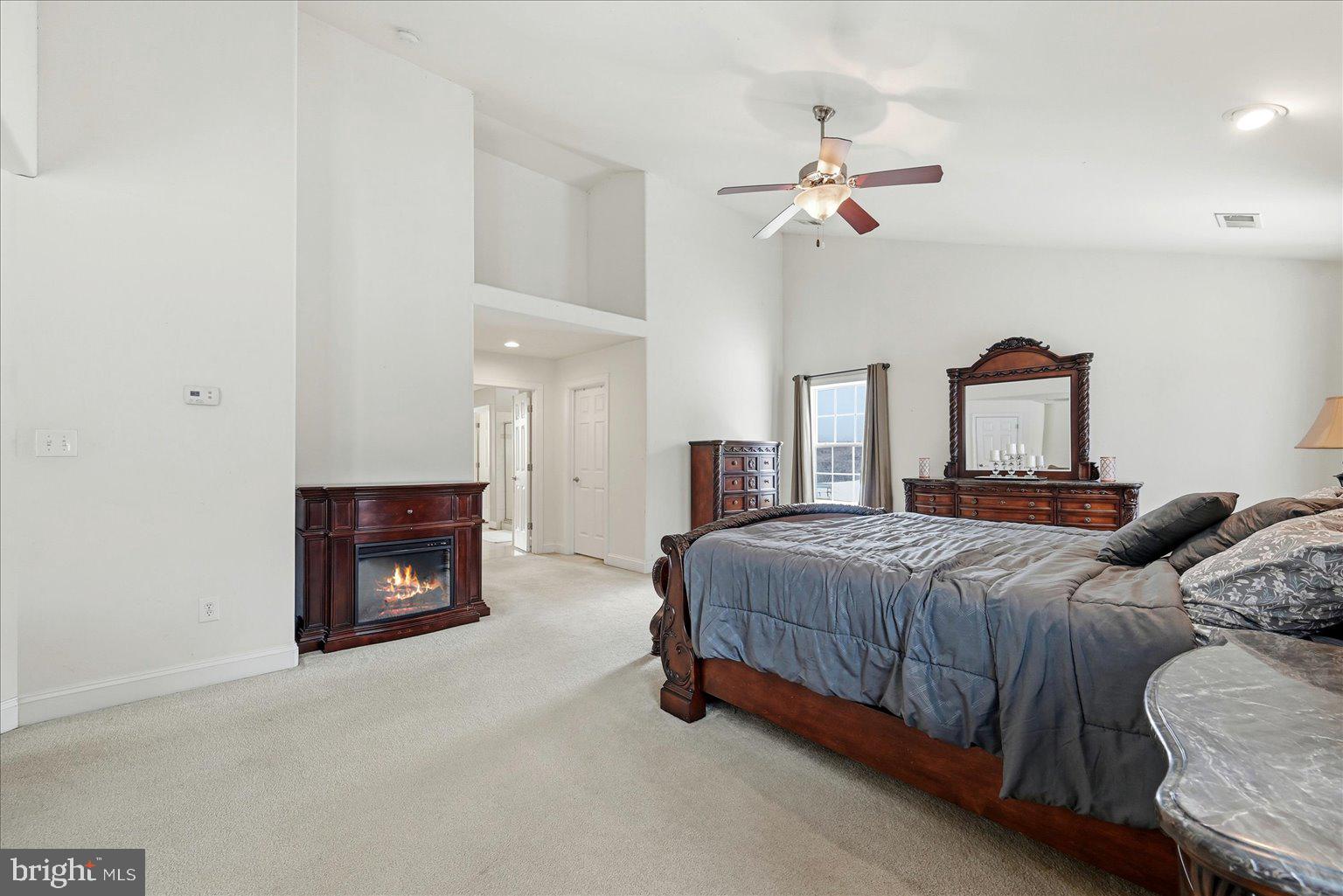 TAVERN GATE - Residential