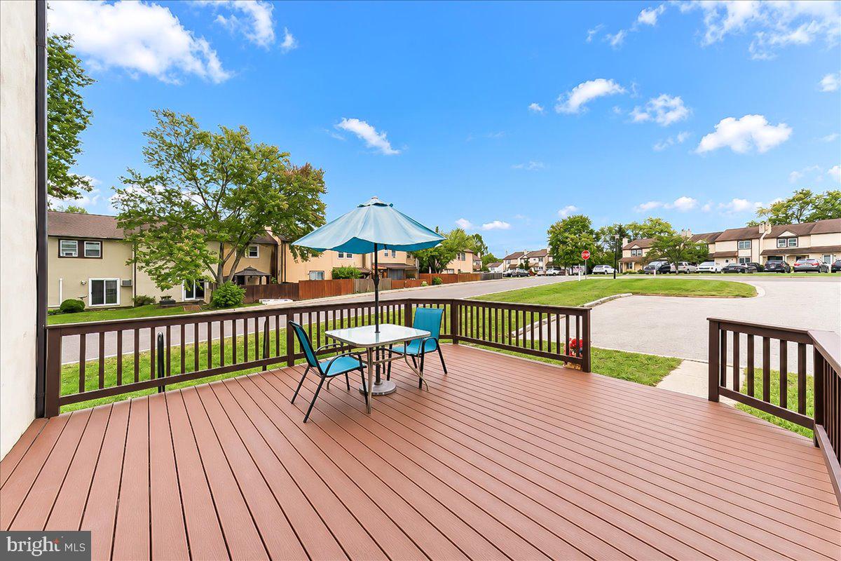 102 WALNUT RIDGE EST
